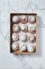 Load image into Gallery viewer, 12 x Cinnamon Scroll Box